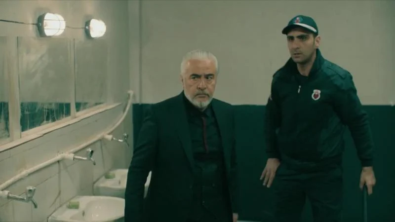 Кадры из сериала Внутри 93 серия 3 сезон (2016)